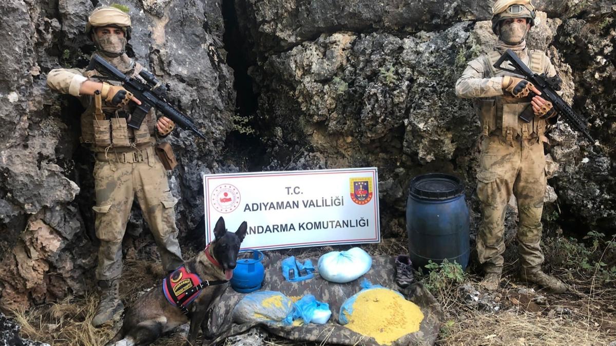 Adyaman'da PKK'l terristlerin inleri yerle bir edildi 