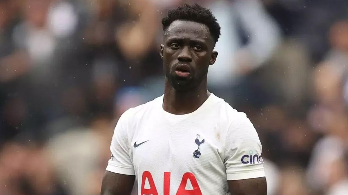 Galatasaray'da stoper operasyonu! Aslan'n gz Davinson Sanchez'de