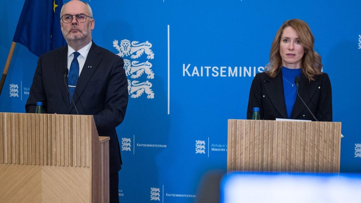 Estonya Cumhurbakan Karis'ten Babakan Kallas'a istifa eletirisi