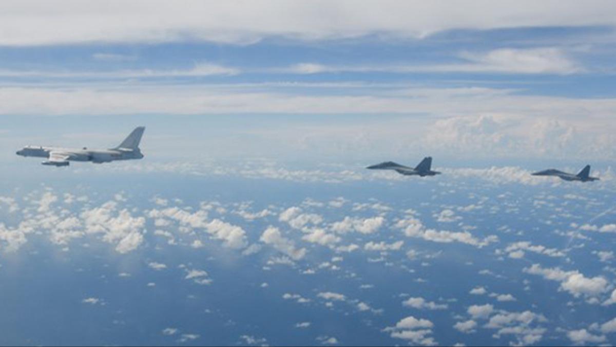 Pasifikte tansiyon ykseliyor! in'e ait 103 askeri ara havaland