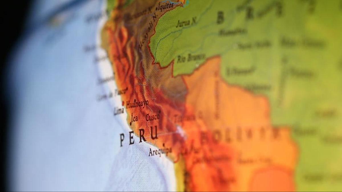 Peru'da 3 blgede OHAL ilan edildi