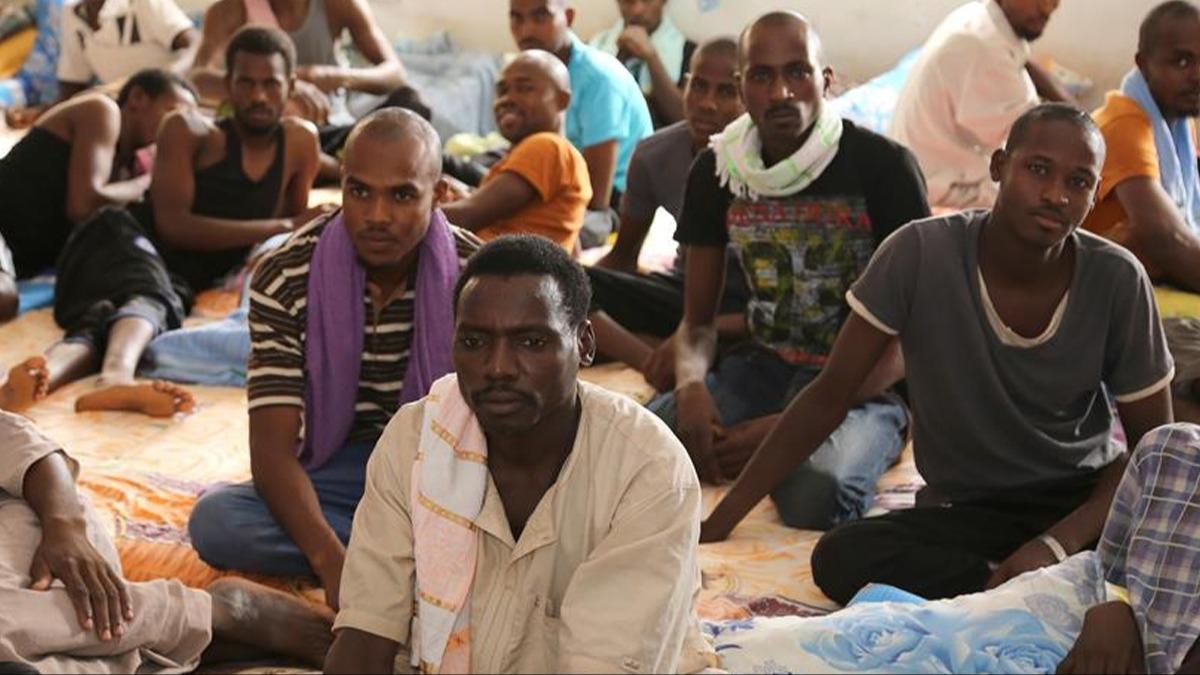 Libya'da mahsur kalan Nijeryal gmenler lkelerine gnderildi