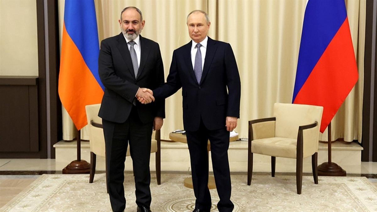Putin ve Painyan, Karaba'daki durumu grt 