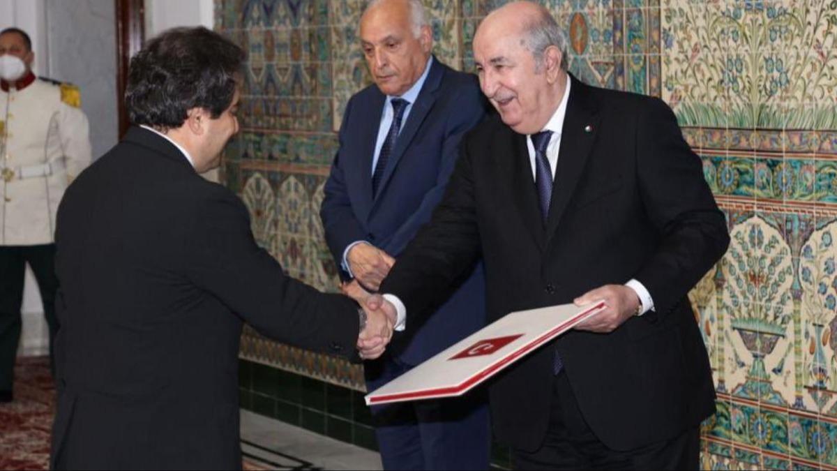 Trkiye'nin yeni Cezayir Bykelisi gven mektubu sundu