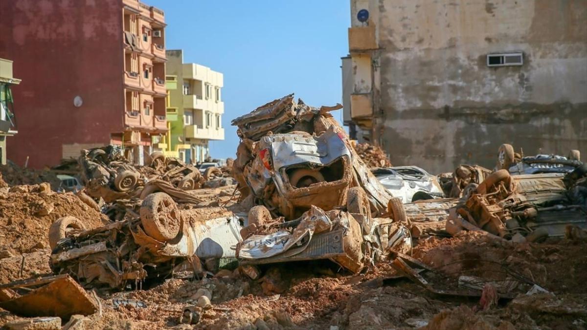 Libya'da selde len 64 kiinin daha cansz bedenine ulald