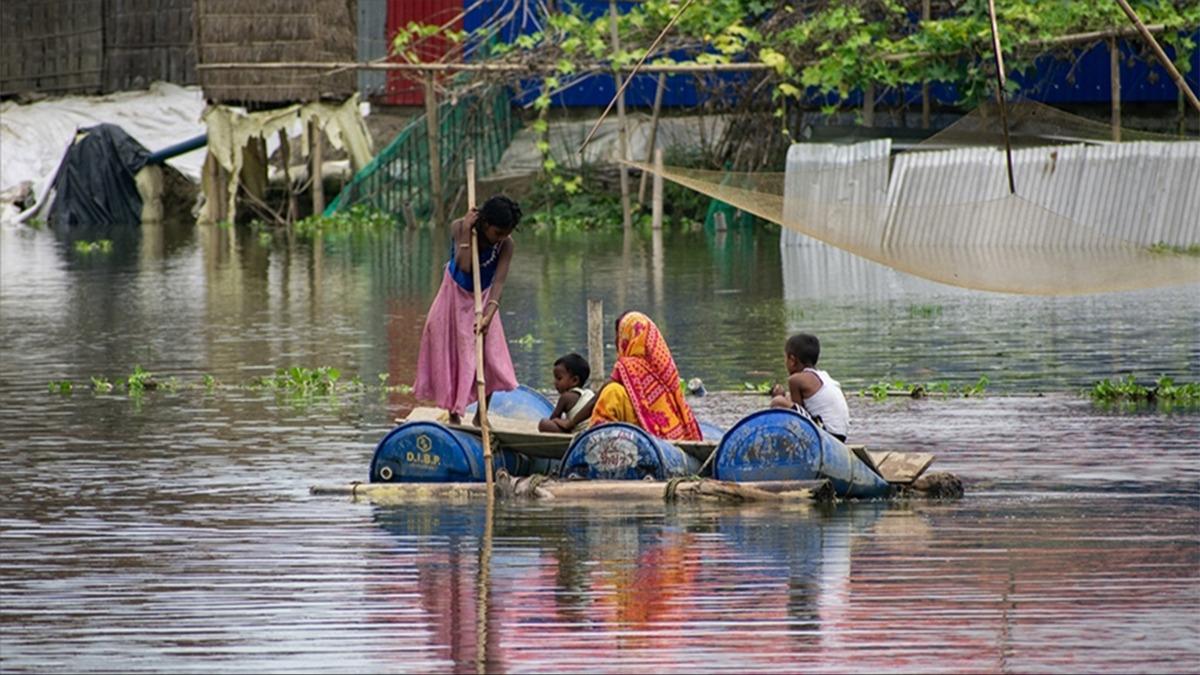 Hindistan'da yaanan sel felaketinde l says 31'e ykseldi