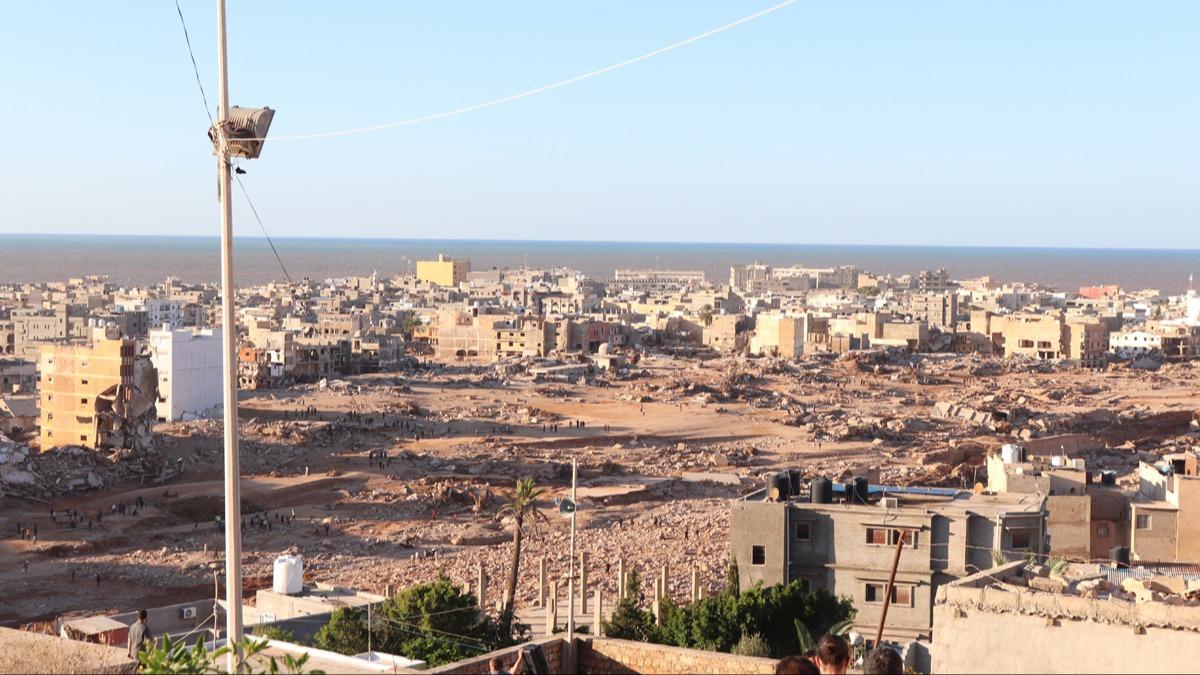 Felaketi yaayan Libya'da iletiim tamamen kesildi