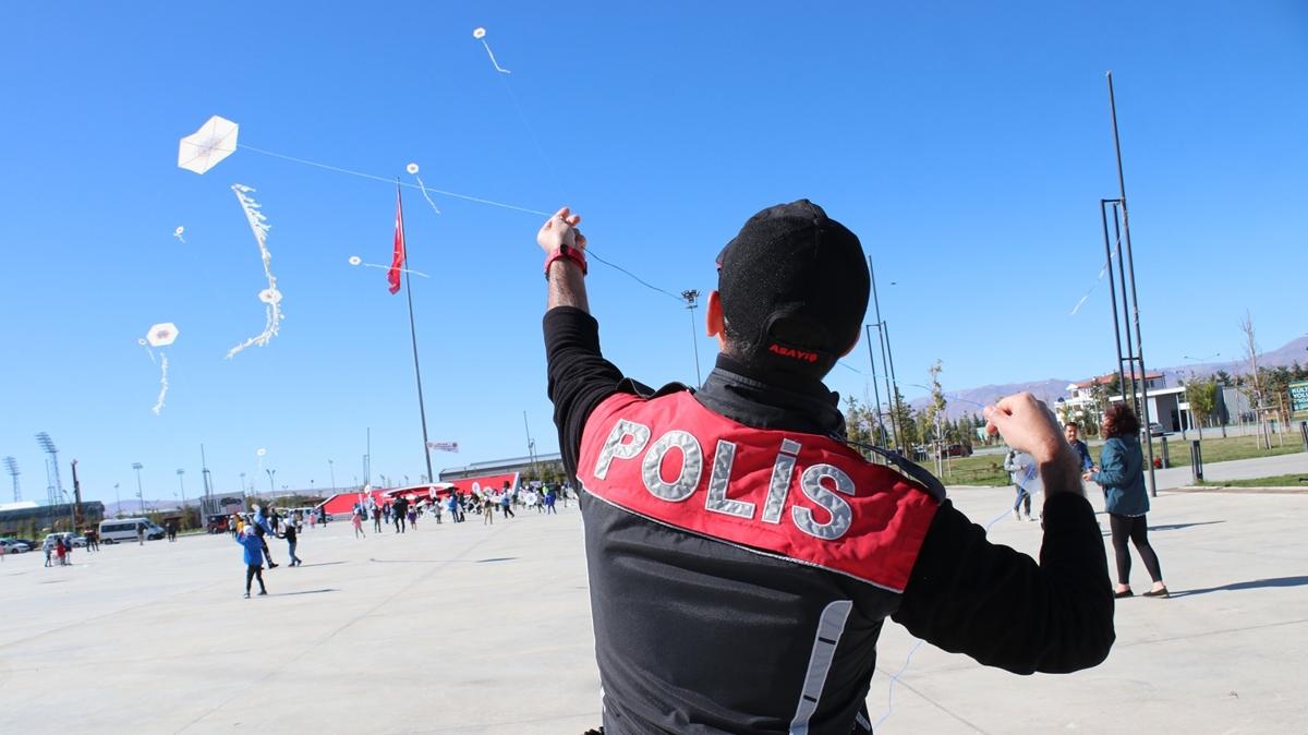 Erzurum'da Cumhuriyetin 100. ylna zel enlik 