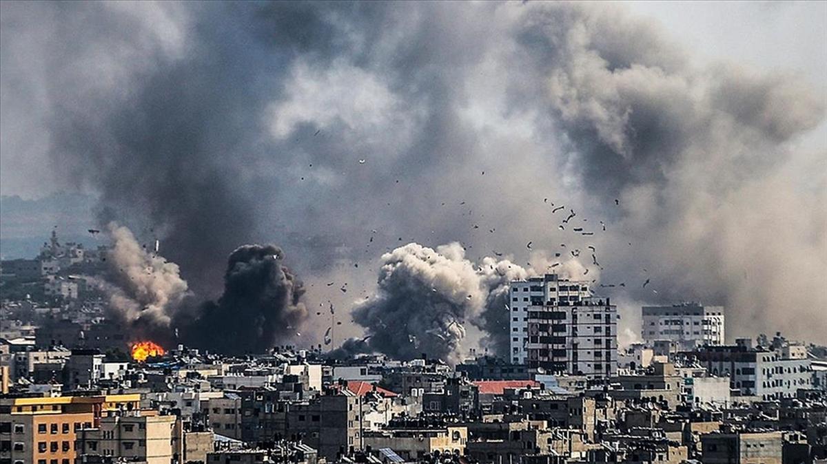 srail Gazze snrndaki nfusun yzde 60'n tahliye etti