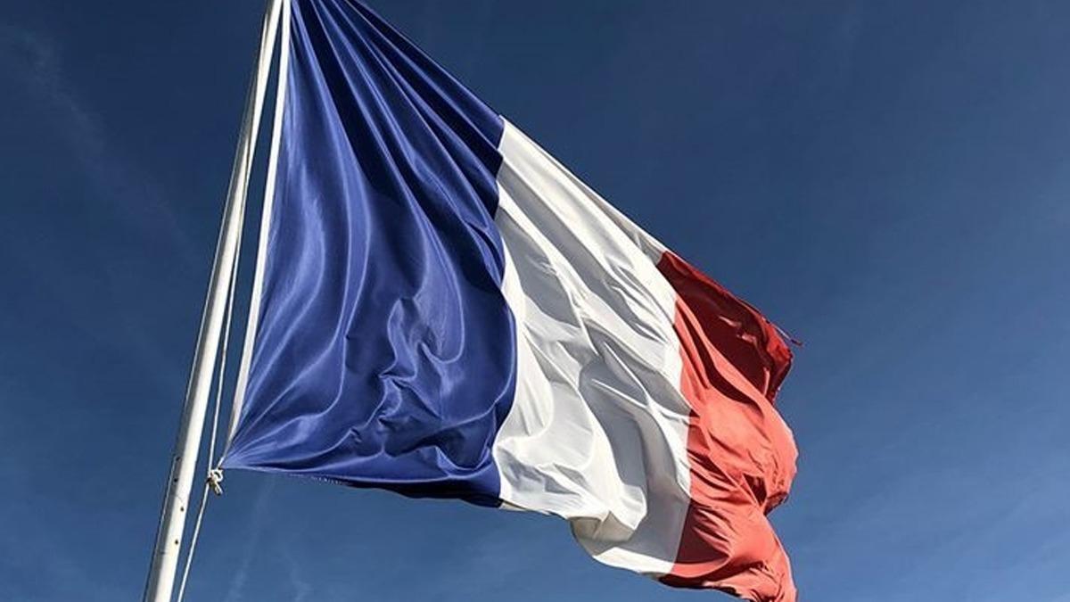 Fransa'da bomba panii! Bir lise tahliye edildi 