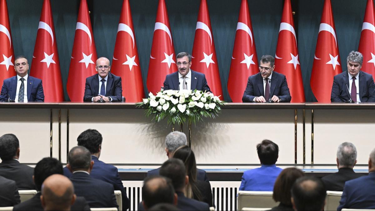Cumhurbakan Yardmcs Ylmaz: Memuru, iiyi ve emekliyi enflasyona ezdirmeyeceiz