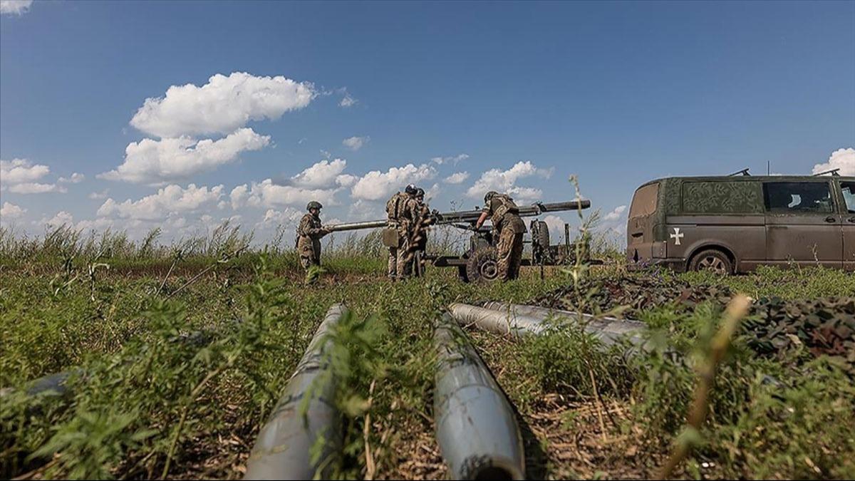 Ukrayna: 2 blgede Rusya'nn helikopterlerini vurduk