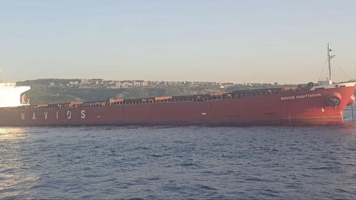223 metre uzunluundaki gemi anakkale Boaz'nda arzaland