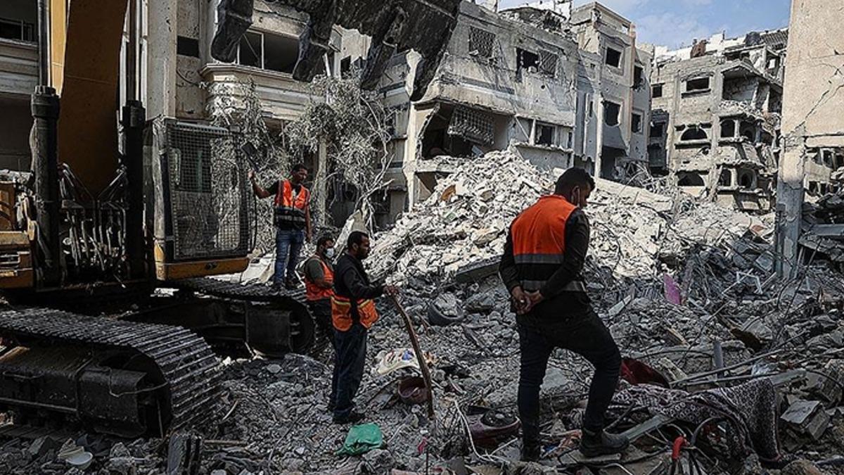 Gazze'de len salk alanlar iin stanbul'da basn aklamas: 64 personel ehit oldu