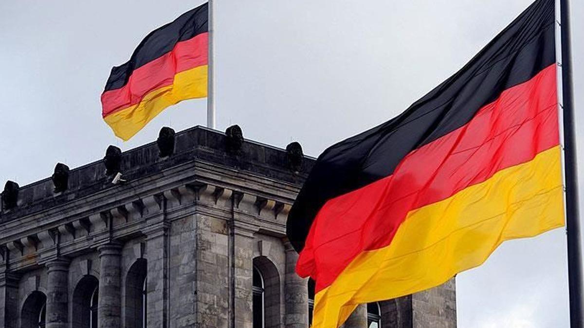Almanya'da bomba panii! Kamu televizyonu ZDF'nin binas boalt