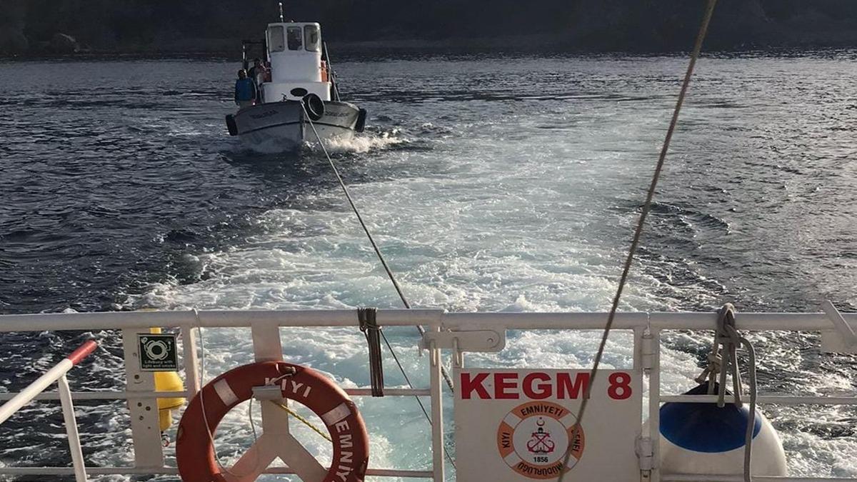 Anadolu Feneri'nde srklenen tekne kurtarld