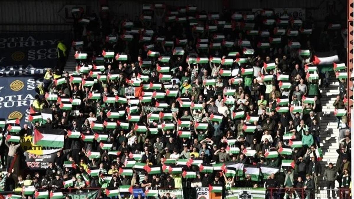 Celtic taraftar, Filistin'e destekten vazgemiyor 