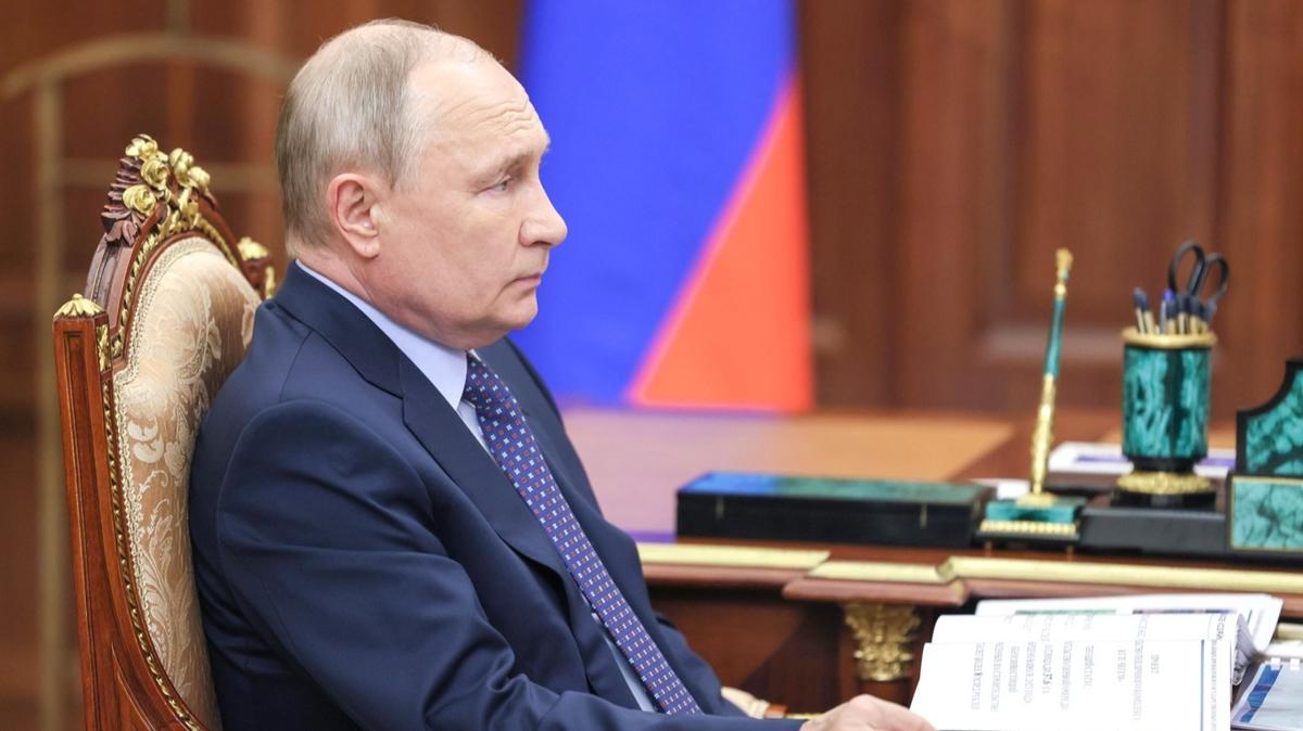 Putin kalp krizi mi geirdi? Kremlin cevaplad