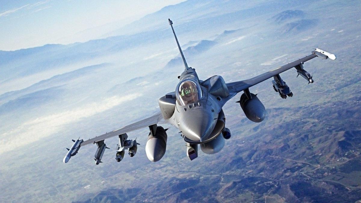 Pentagon duyurdu! F-16 filosu Orta Dou'da