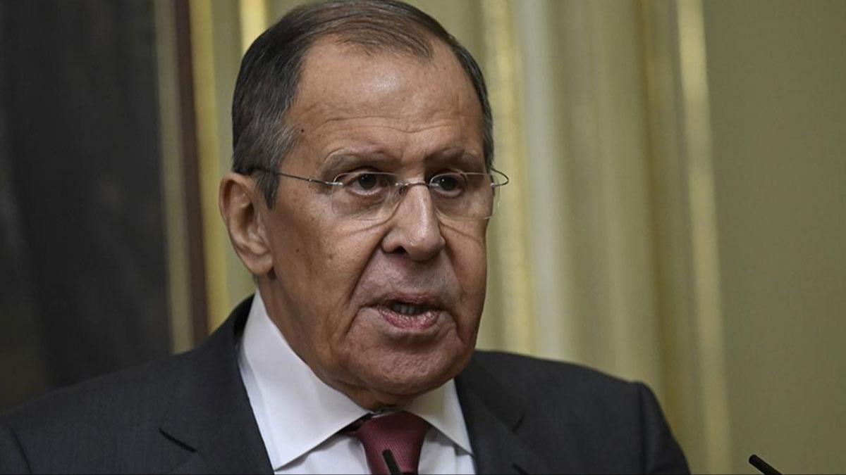 Sergey Lavrov, Mısır Dışişleri Bakanı Şukri ile Gazze'de ateşkesi görüştü