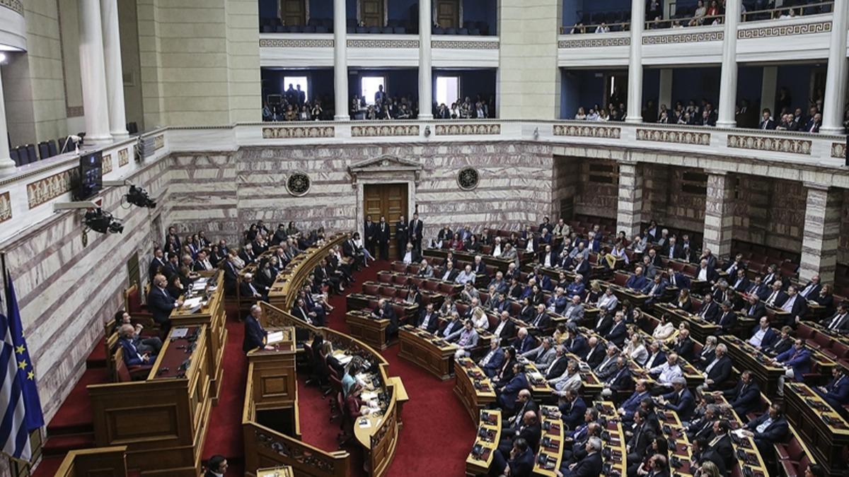 Yunanistan'da 11 milletvekilinin dokunulmazl kaldrlyor 