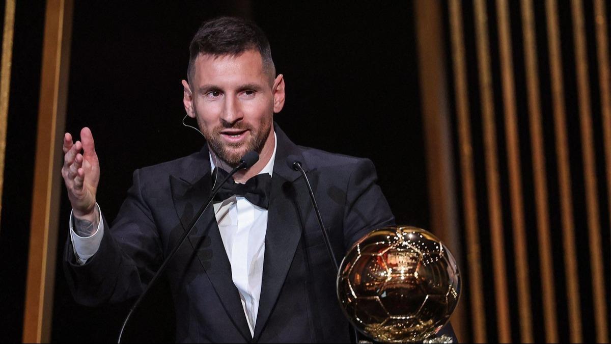 Messi: Barcelona'ya geri dnebilirdim ama olmad