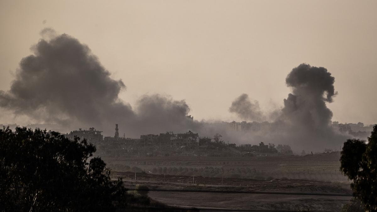 srail ordusu, Gazze'deki atmalarda bir askerinin ldn duyurdu 