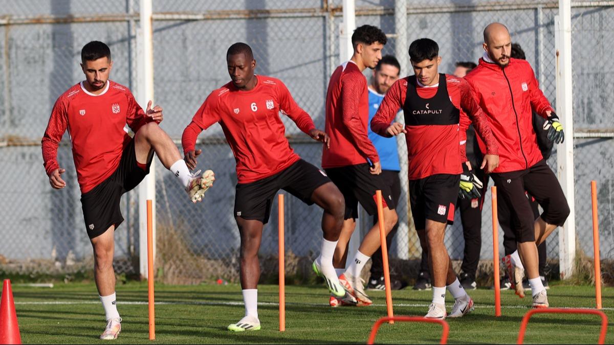 Sivasspor, rakibi Trabzonspor'a hazırlanıyor