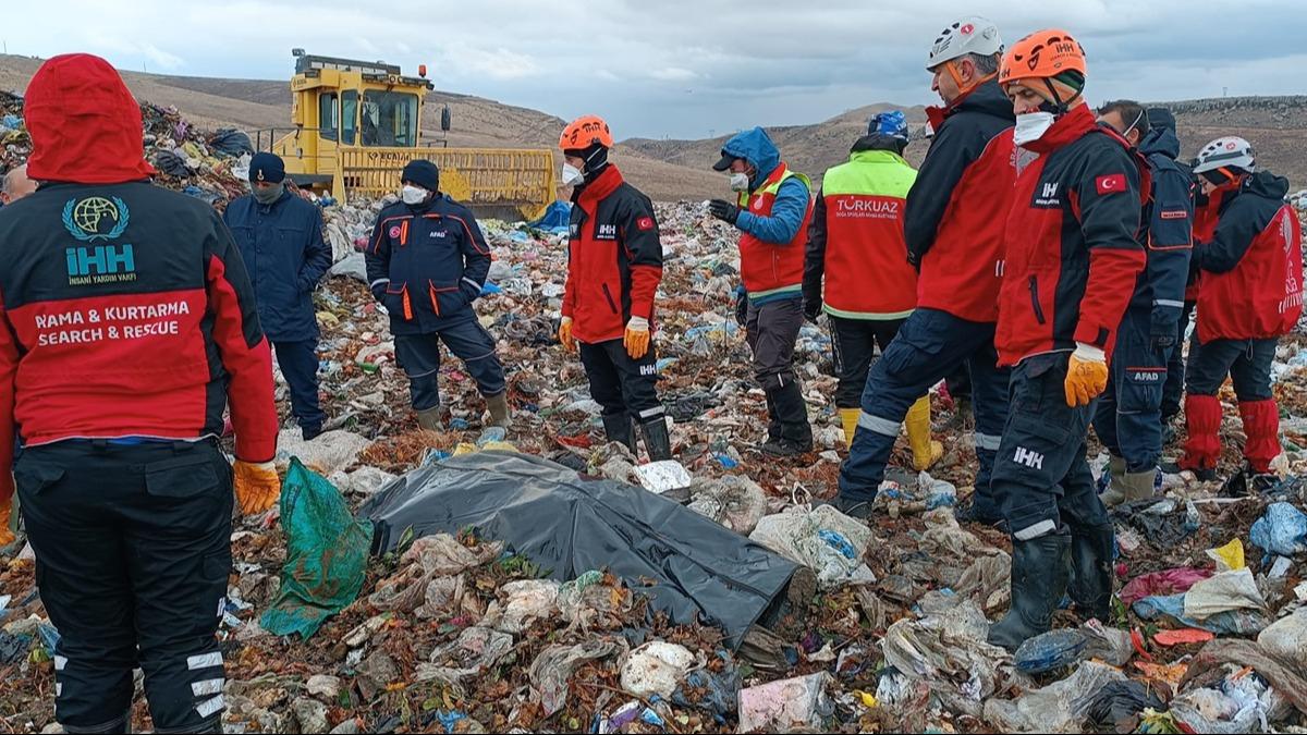 Kaybolan işçinin cansız bedeni çöp yığınının altında bulundu