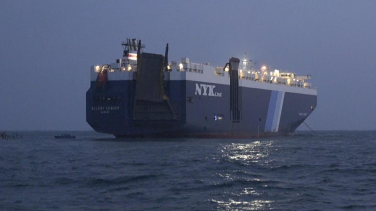 Yemendeki Husiler srail'e ait bir gemiye el koydu