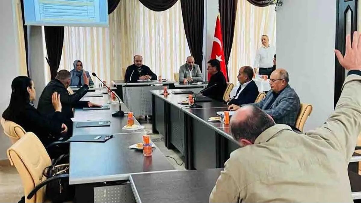 AK Partili belediyenin ''zam yapmama'' kararna kar CHP'lilerden skandal 