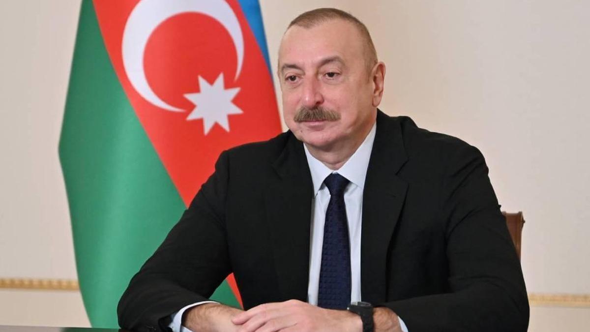 Aliyev imzalad: Karaba niversitesi kurulacak