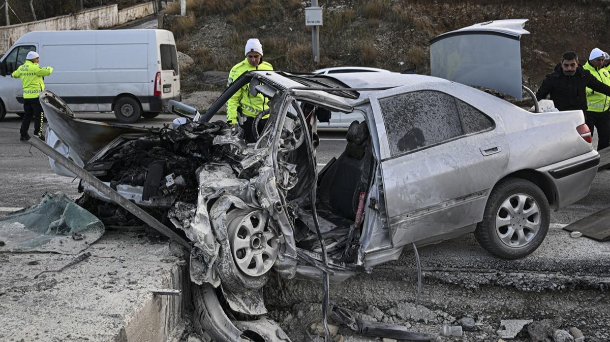 Ankara'da feci kaza! 3 kişi hayatını kaybetti, 1 bebek ağır yaralı