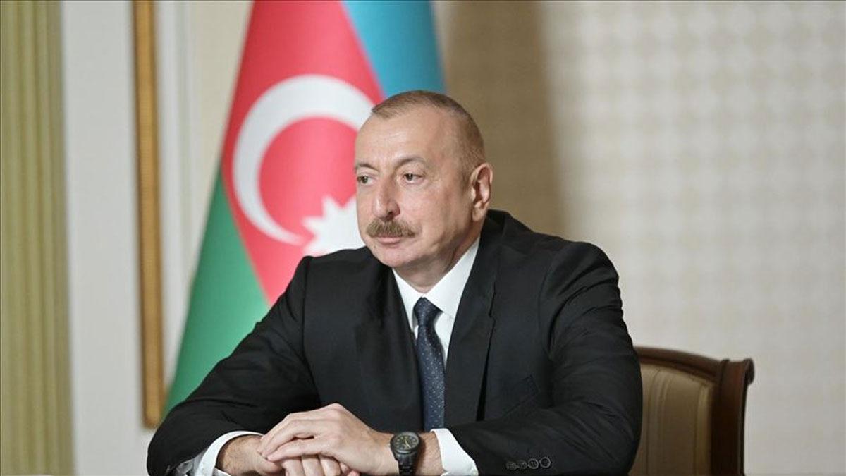 Blinken ile gren Aliyev: Ermenistan grme srecini uzatmaya alyor