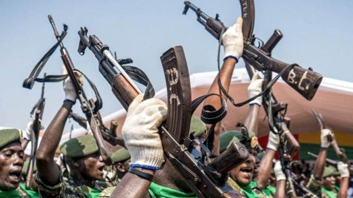 Gine Bissau'da silah sesleri ykseldi 