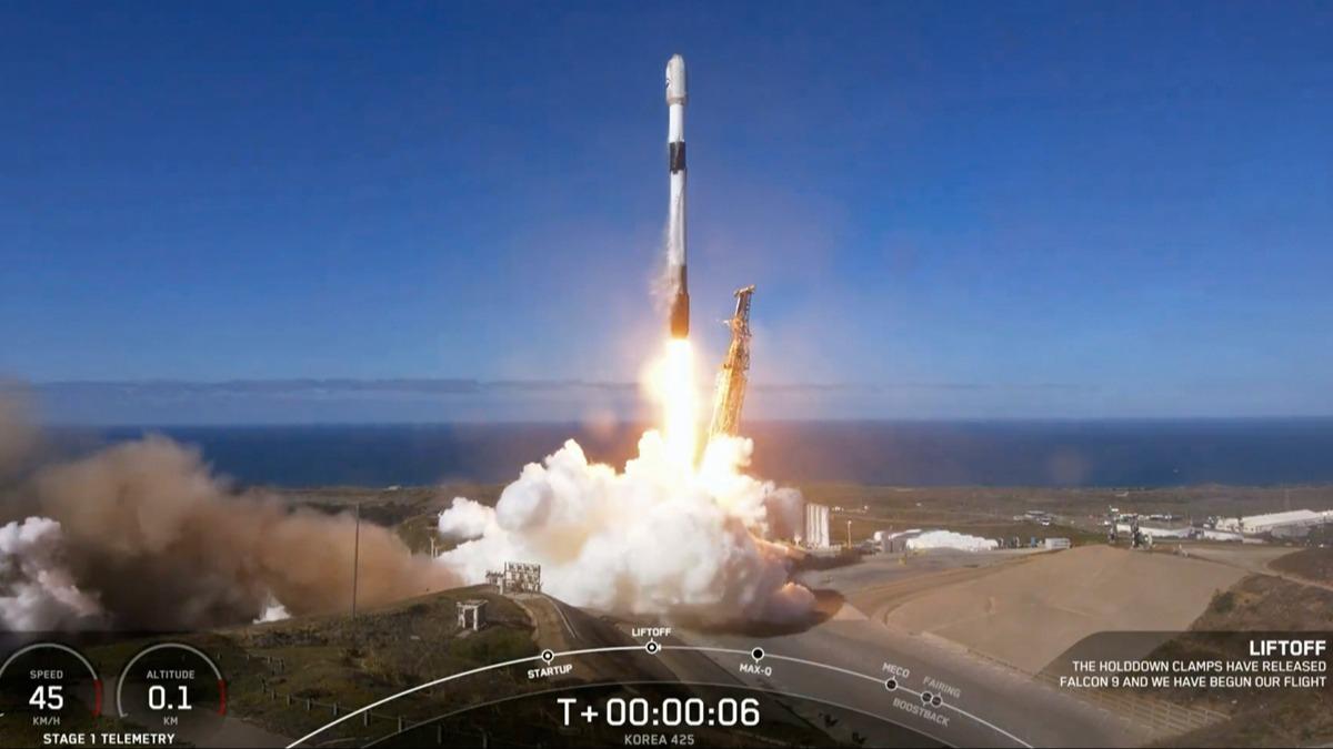 Gney Kore, Falcon 9'u frlatt