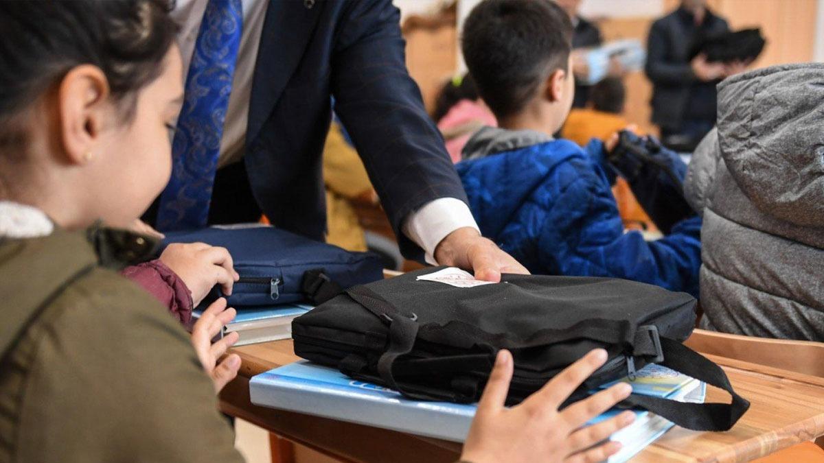 Milli Eitim Bakanl: Deprem blgesindeki 40 bin zel okul rencisine destek verilecek 