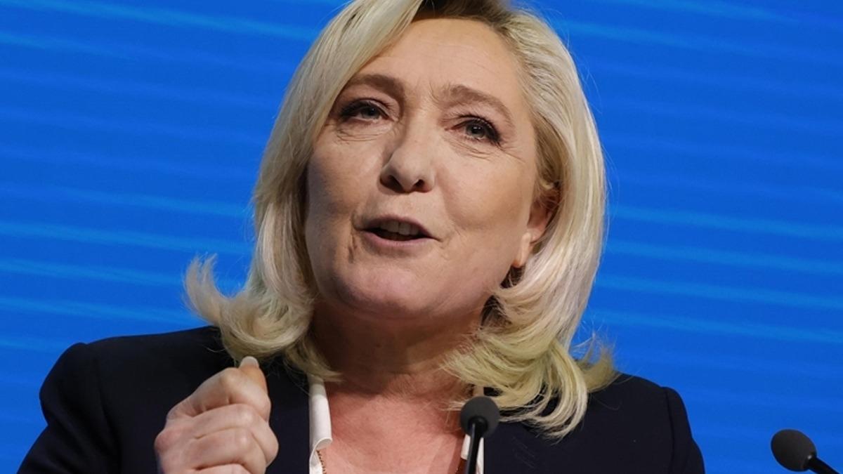 Fransz ar sac milletvekili Le Pen yarglanacak