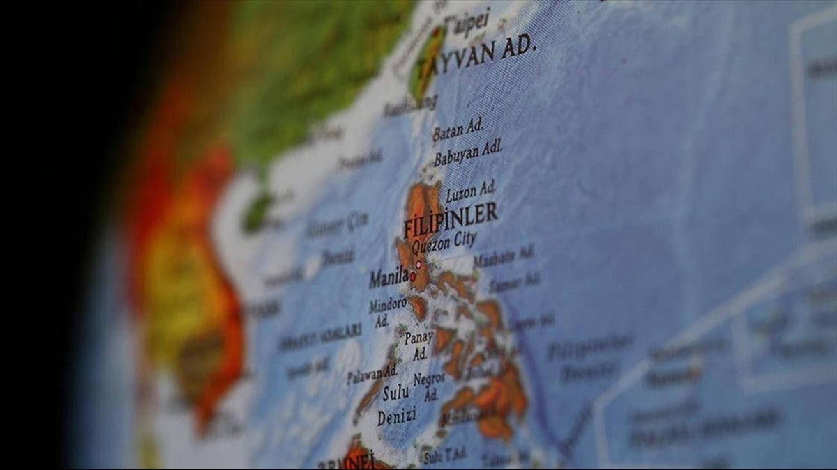 Filipinler, gemilerine mdahale eden in'i knad