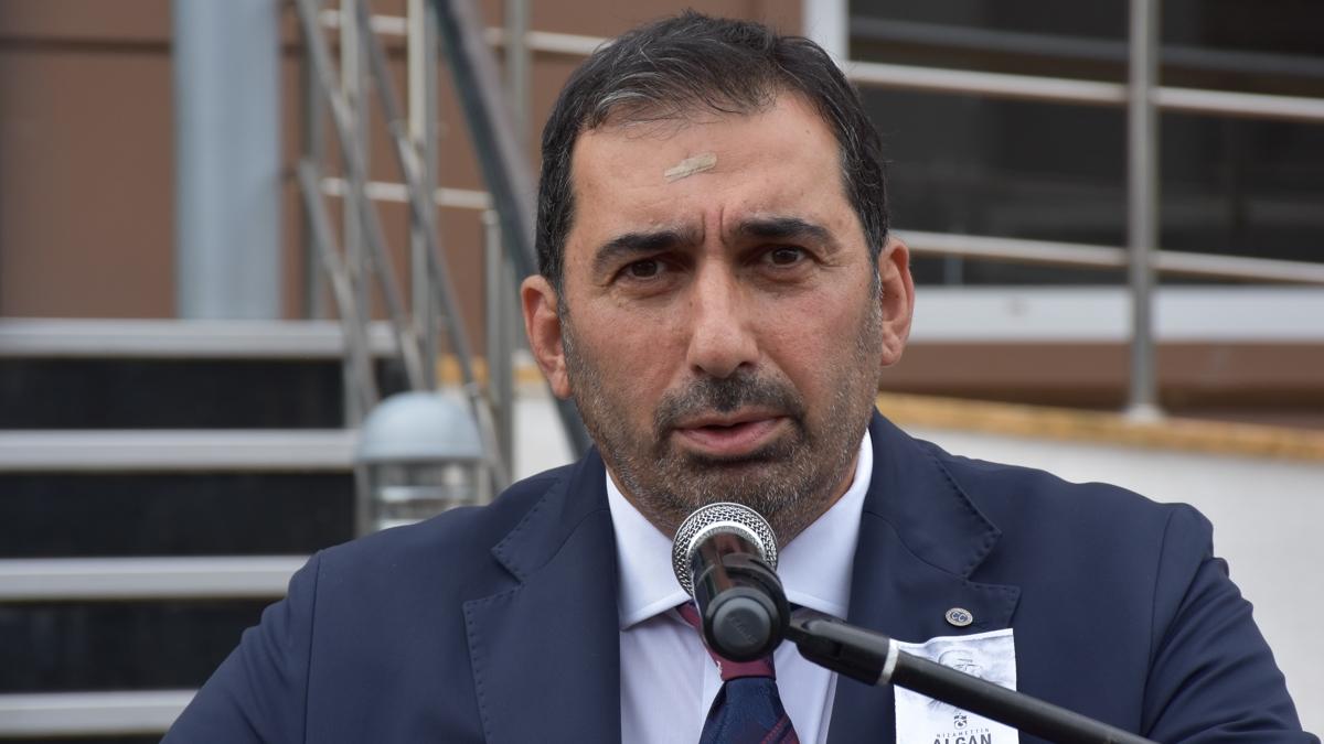 Trabzonspor Kulb Asbakan Zeyyat Kafkas, hakem Halil Umut Meler'i hastanede ziyaret etti