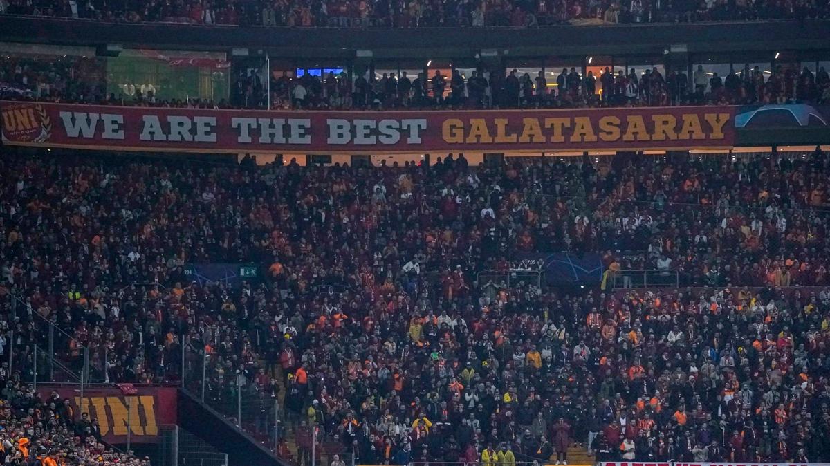 Galatasaray-Fatih Karagmrk mann biletleri sata sunuldu