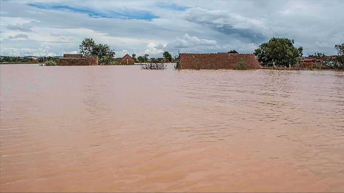 Kenya'daki sel felaketinde bilano artyor: 170 l