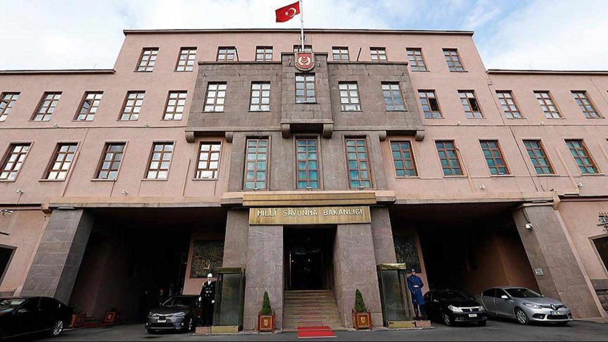 Tuzla Piyade Okul Komutanlna ilikin iddialara MSB'den aklama: Geici grevden uzaklatrma karar alnd