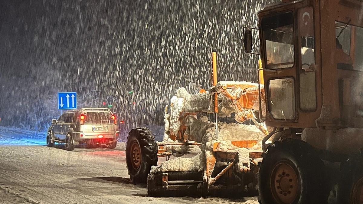 Antalya-Konya kara yoluna kar engeli: Tr geiine kapatld