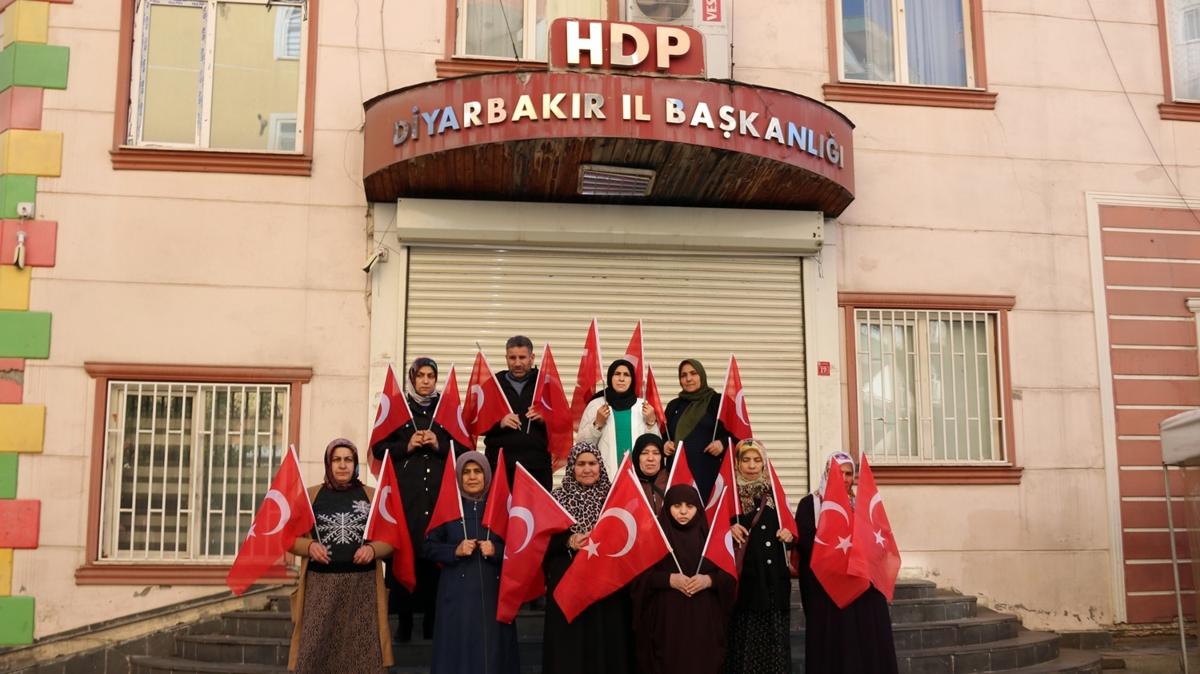Diyarbakr annelerinden terr rgt PKK'ya tepki