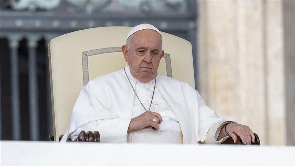 Papa Franciscus, Gazze'de askeri operasyonlarn durdurulmas iin ar yapt