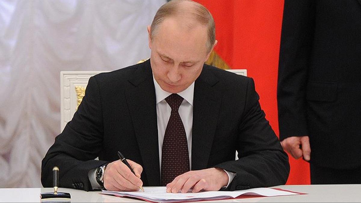 Putin onaylad! Rosbank dev zinciri satn alyor
