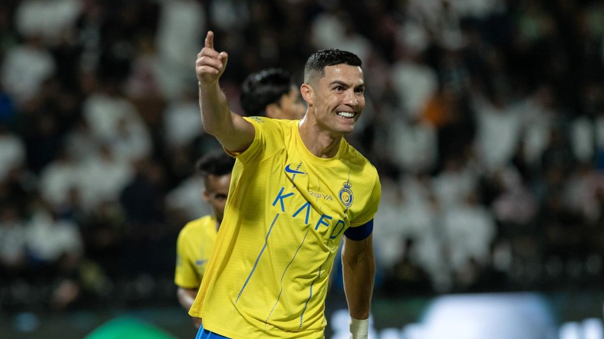 Ronaldo rekor krd, Al Nassr galibiyete uzand!