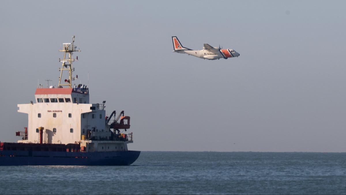 Zonguldak'ta batan geminin kayp 7 personelini arama almalar sryor 