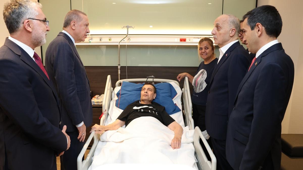 Cumhurbakan Erdoan, Kavlak' hastanede ziyaret etti